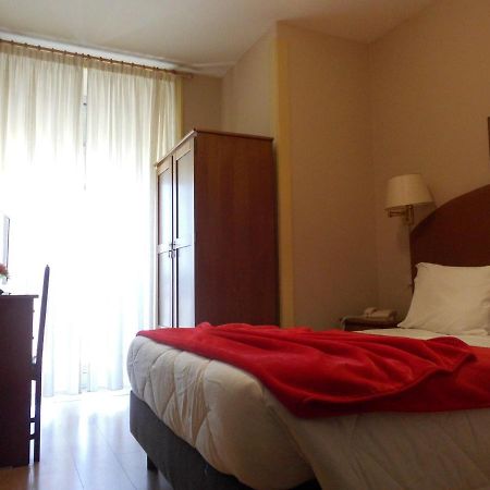 Hotel Larbelo Coimbra Esterno foto
