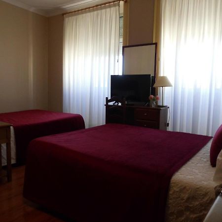 Hotel Larbelo Coimbra Esterno foto
