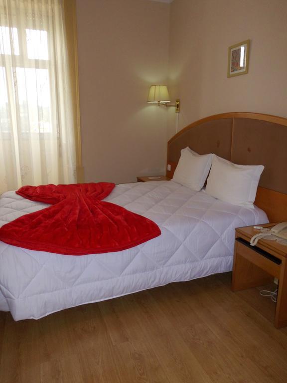 Hotel Larbelo Coimbra Camera foto
