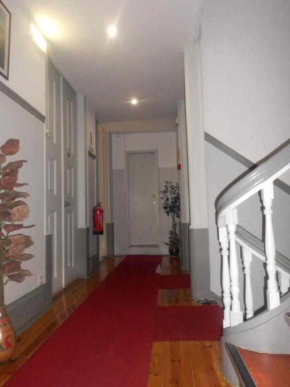 Hotel Larbelo Coimbra Esterno foto