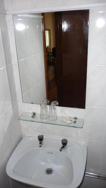 Hotel Larbelo Coimbra Camera foto