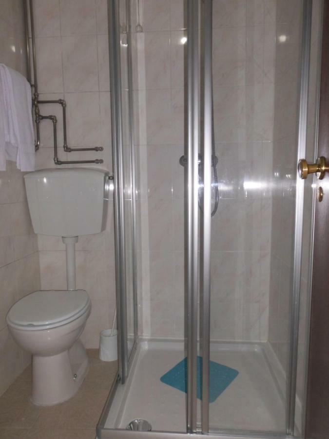 Hotel Larbelo Coimbra Esterno foto