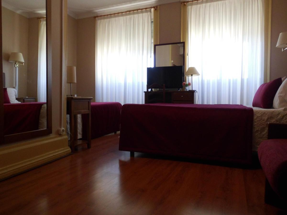 Hotel Larbelo Coimbra Esterno foto